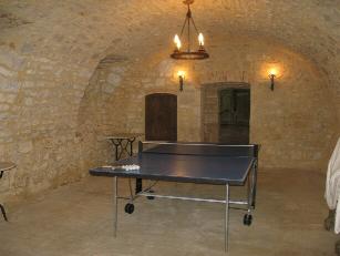 Table tennis in the dungeon